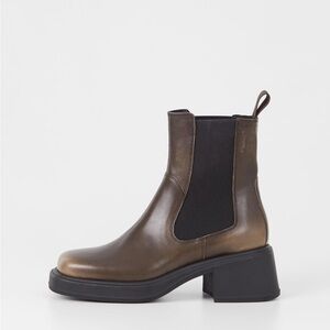 NWT Vagabond Leather Boots: Dorah Mud